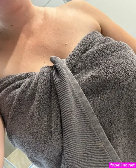 Thesexyblondiie OnlyFans Thumbnail #fbz4bgruPS