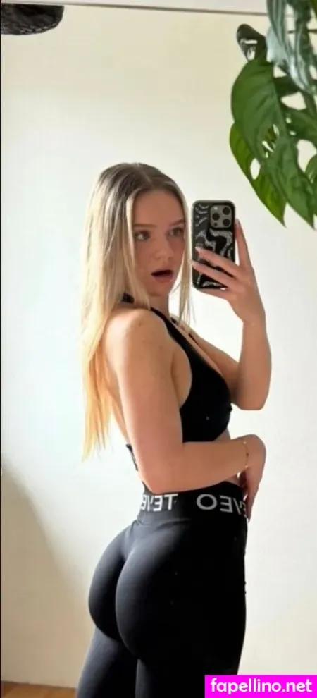 Thesi Sophie OnlyFans Thumbnail #qia60NSqic