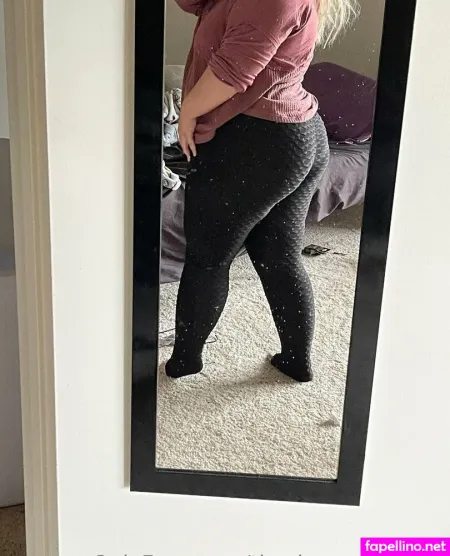 Thesleepyasiangirl Main Profile Photo