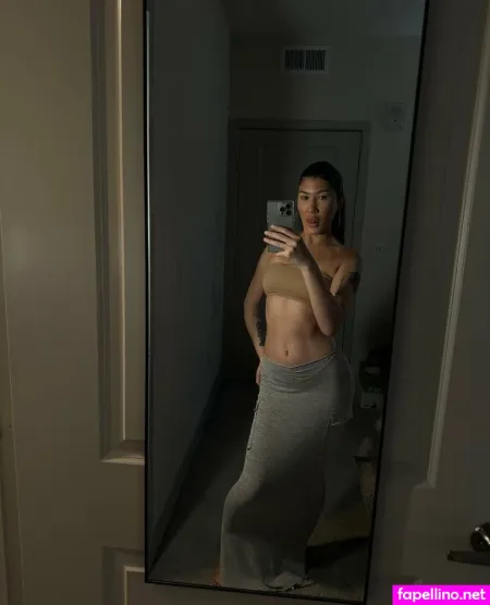Thesophiakelly 3 OnlyFans Thumbnail #VoAPYWhYOm