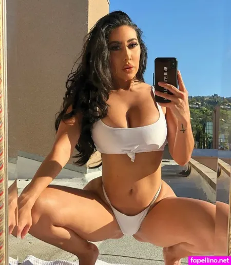 Thesophiapayan Main Profile Photo