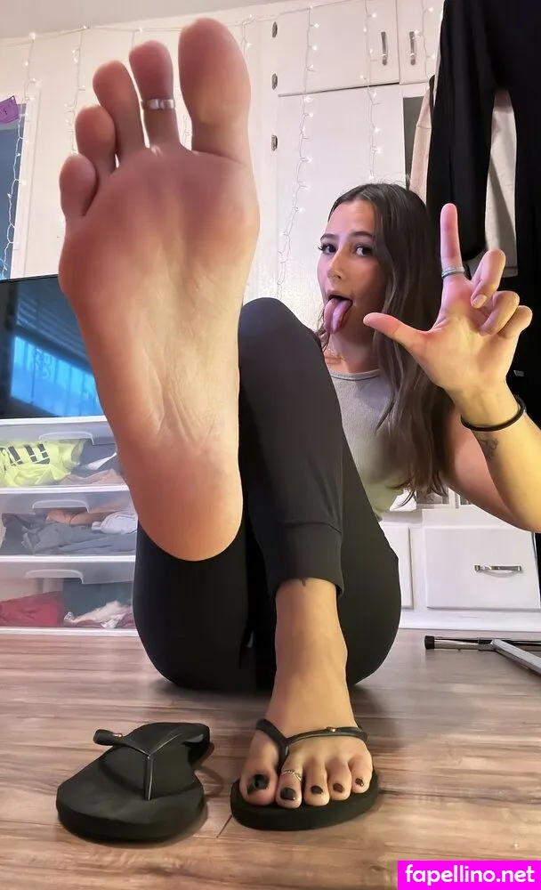 CharlotteRae, CharlotteTheStallion, thestallion_uncu, thestallionfeet Nude Leaked OnlyFans Photo #rIruEnGeZL