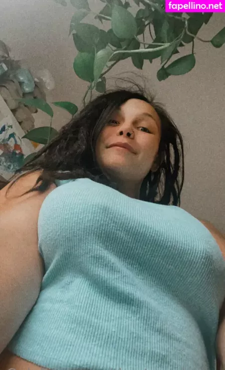 Thestonedmom OnlyFans Thumbnail #3xC94Jq2fn