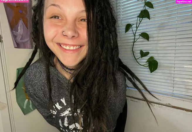 Thestonedmom OnlyFans Thumbnail #AsMVdHFYbA