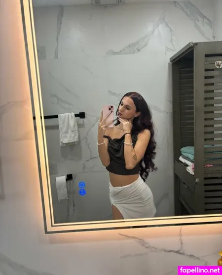 Thetabithalynn OnlyFans Thumbnail #Xo0FUpQ8S9