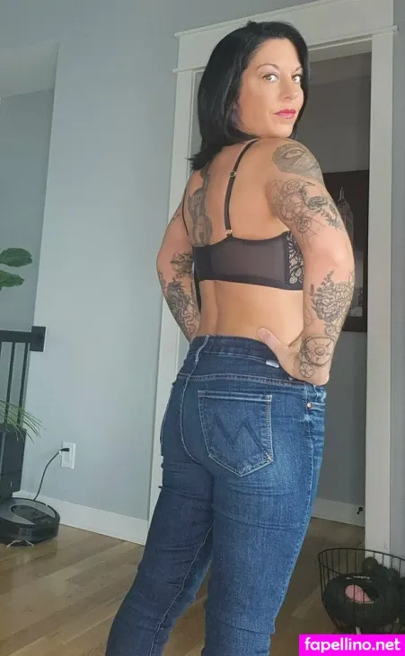 Thetattooedphysicist OnlyFans Thumbnail #1r2c1yjqVC