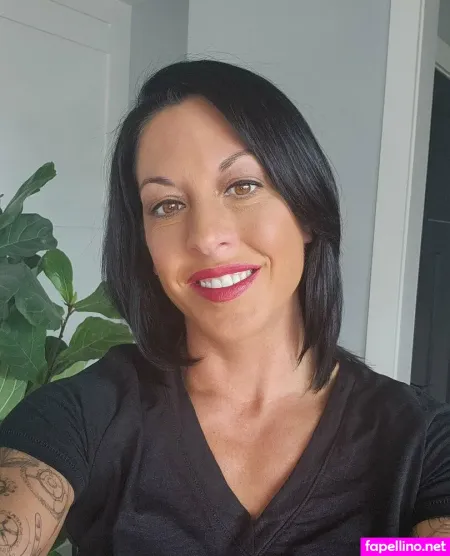 Thetattooedphysicist OnlyFans Thumbnail #izQ40PRkk7