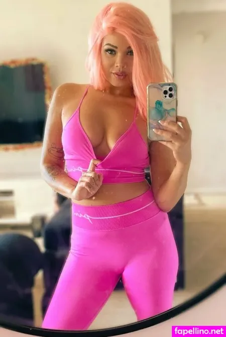 Thetezzashow OnlyFans Thumbnail #UX8t4X3aZD