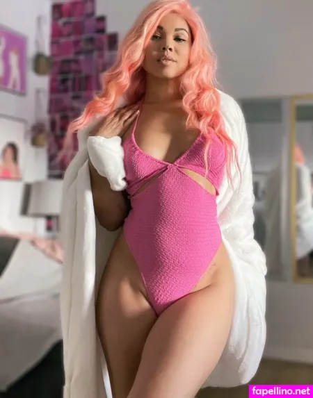 Thetezzashow OnlyFans Thumbnail #UbDYMGDZMv