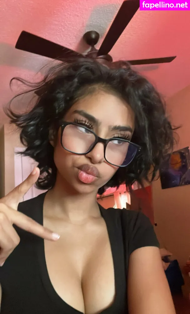 theultimatedaydreamer, theultimatedeciever Nude Leaked OnlyFans Photo #AYD2QQmTM6