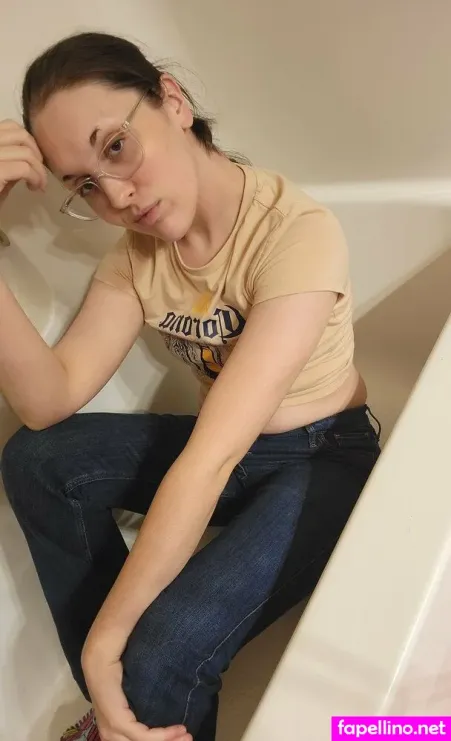 Theupsidedowngirl OnlyFans Thumbnail #jJxROvwDNH