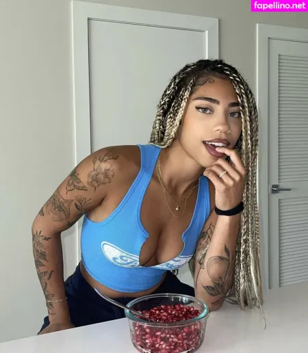 Thevenusdesire OnlyFans Thumbnail #j9QtEtB0ZY