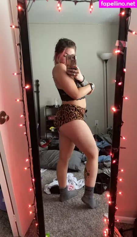 Thevirgobabyx OnlyFans Thumbnail #0Lzb4y3CBF