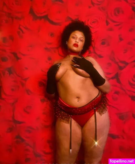 Thevixxxenx OnlyFans Thumbnail #ePEPuaDxTr