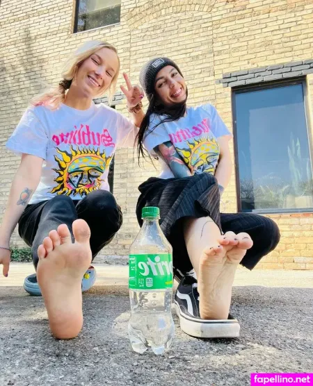 Thewitchbitchhh OnlyFans Thumbnail #EjNb8WfvMF