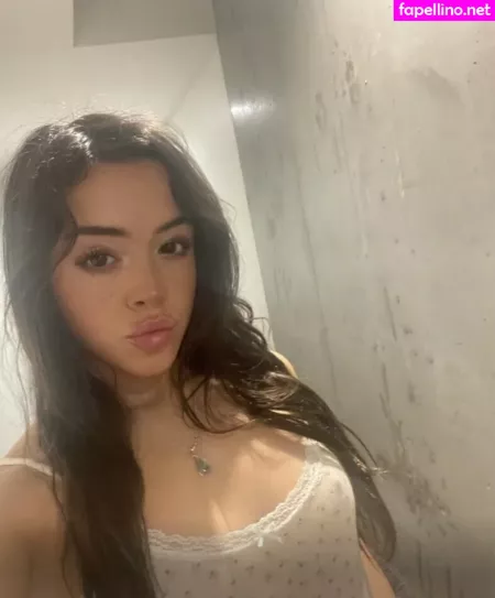Thewittlebean OnlyFans Thumbnail #f21cWAvrzA
