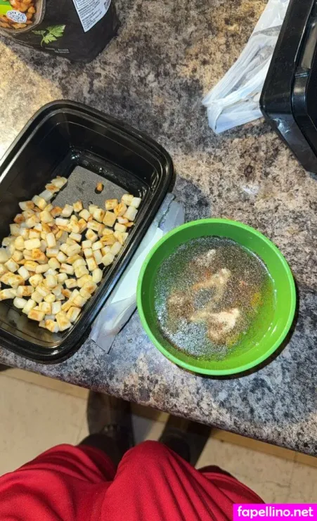 Thexpip3r OnlyFans Thumbnail #yk6rvgiqQA