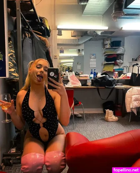 Theycallmelola OnlyFans Thumbnail #9RpIdQRTMv