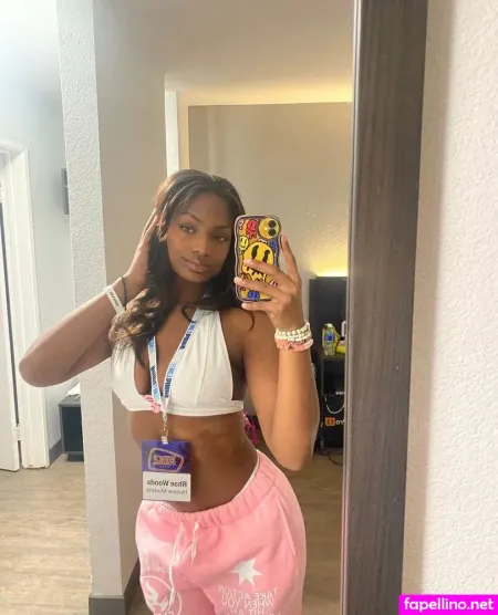 Theyluvrhae OnlyFans Thumbnail #vkRQPxBQpj