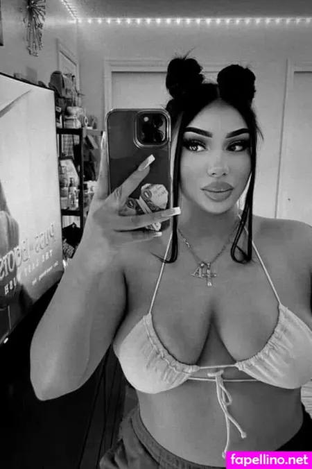 Thick Baddie Oxashhley OnlyFans Thumbnail #Hn4ZexsUAw