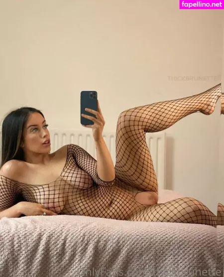 Thick Brunette OnlyFans Thumbnail #zjDTT5oYgo