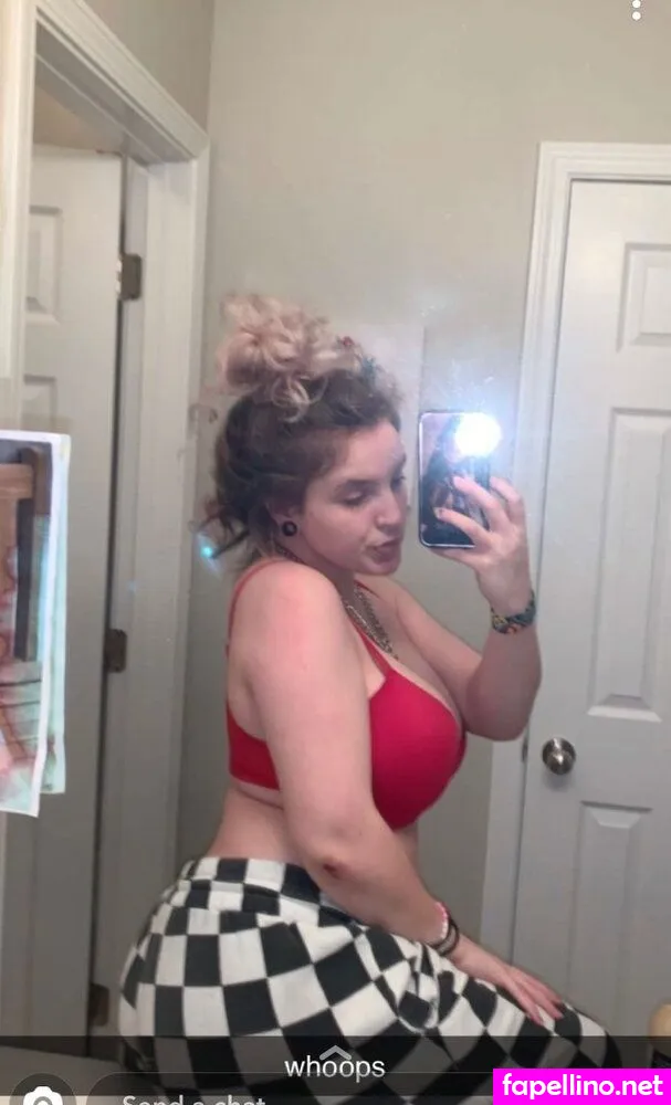 Thick Snapchat Slut Nude Leaked OnlyFans Photo #2RM4gNiIBh