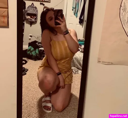 Thick Snapchat Slut OnlyFans Thumbnail #2XXYc9w6tD