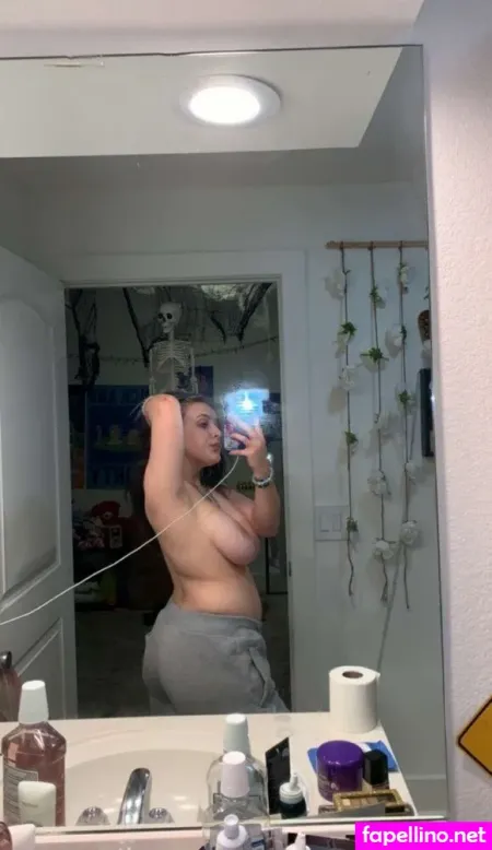 Thick Snapchat Slut OnlyFans Thumbnail #VJztae9bYz