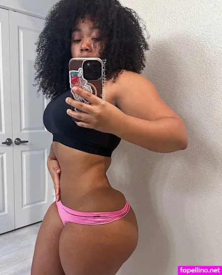 Thickahbrwngirl OnlyFans Thumbnail #4yvUgRdcG1