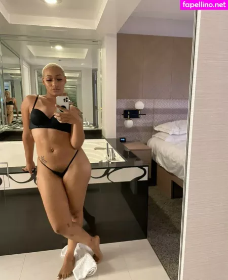 Thickassdaphne OnlyFans Thumbnail #S2tVX4A2dK