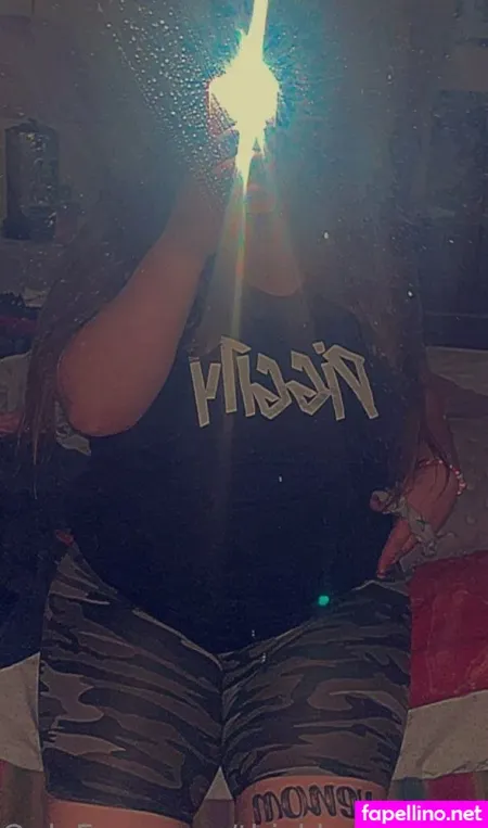 Thickbabyycakes2001 OnlyFans Thumbnail #0TAgr6qIL3