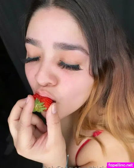 Thickbbjanae OnlyFans Thumbnail #leoiSVmWV0