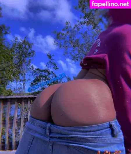 Thickianna23 OnlyFans Thumbnail #Nv71WareWG