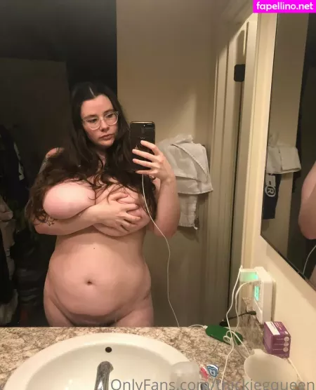 Thickiegqueen OnlyFans Thumbnail #IrfX9osAEA