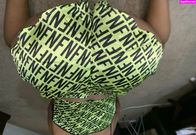 Thickiesakura OnlyFans Thumbnail #2VbIg16FgV