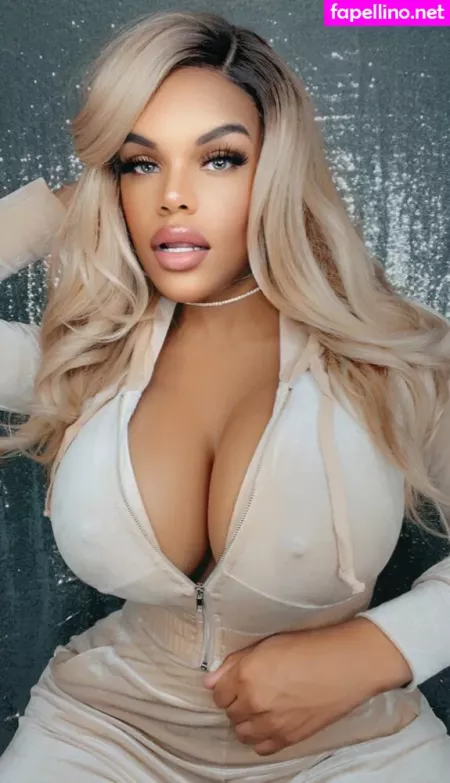 Thickiesakura OnlyFans Thumbnail #MhscKOLSas