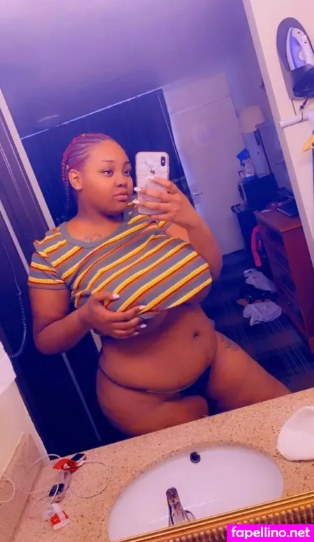 Thickkbeautyfree OnlyFans Thumbnail #O1czeBVJD8