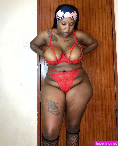 Thicknbustybby OnlyFans Thumbnail #4MdRuOzKw4