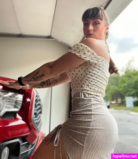 Thicknjuicy 2 OnlyFans Thumbnail #c2WMVuxoan