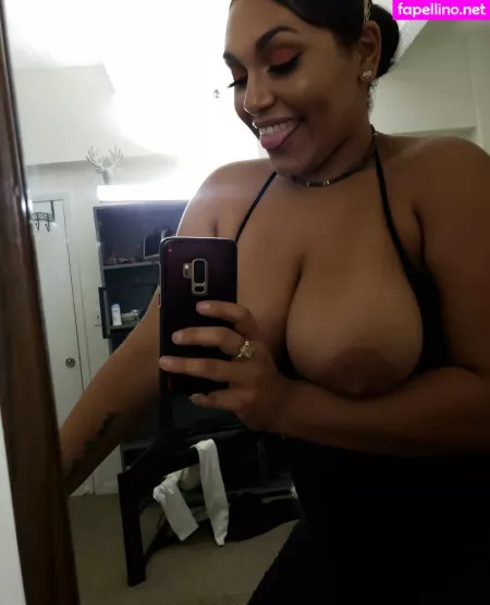 Thickprsoles OnlyFans Thumbnail #4BnNQKoywi