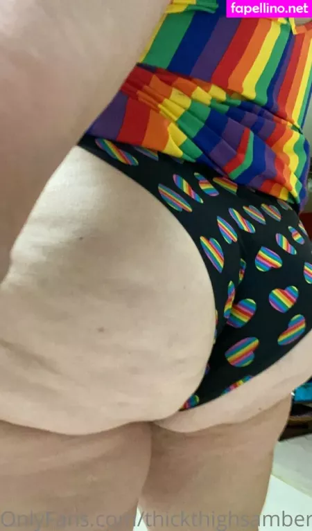 Thickthighsambereyes OnlyFans Thumbnail #0NP9UvUus5