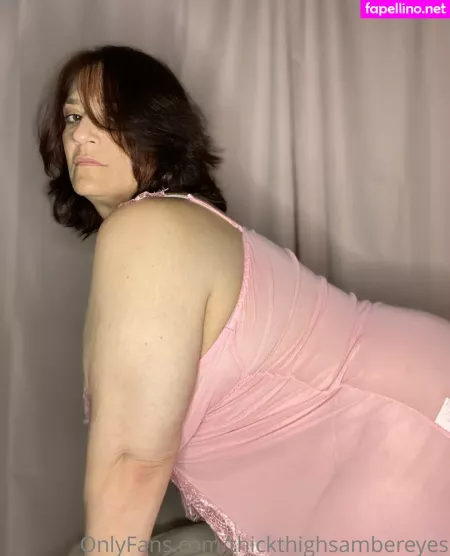 Thickthighsambereyes OnlyFans Thumbnail #Hp3F2FPHFd