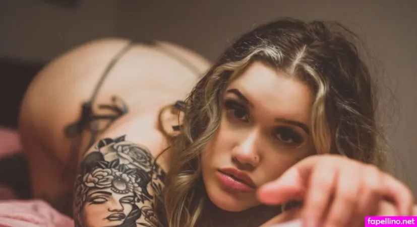 Thickvickyfree OnlyFans Thumbnail #ee4sAgaFs1