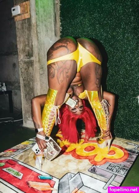 Thickzlovefree OnlyFans Thumbnail #Kn0RoU4RZL