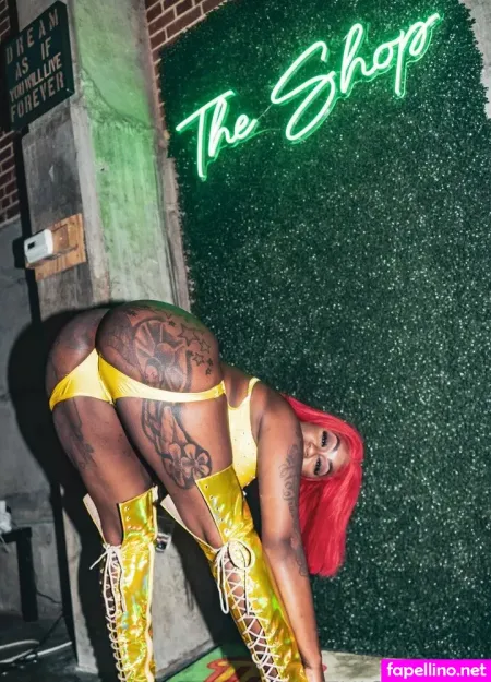 Thickzlovefree OnlyFans Thumbnail #WEyCs4jUzh