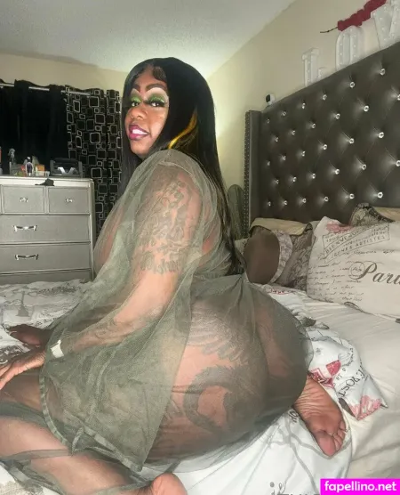 Thickzlovefree OnlyFans Thumbnail #kdv9RzDnOE