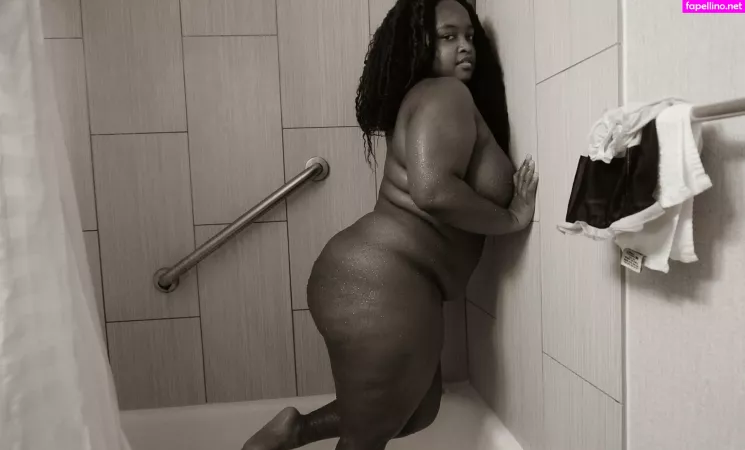 Thighlyinfluential OnlyFans Thumbnail #6ORlnRjJA2