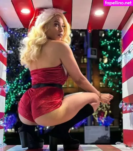 Thighlyinfluential OnlyFans Thumbnail #esQ5NNItqS