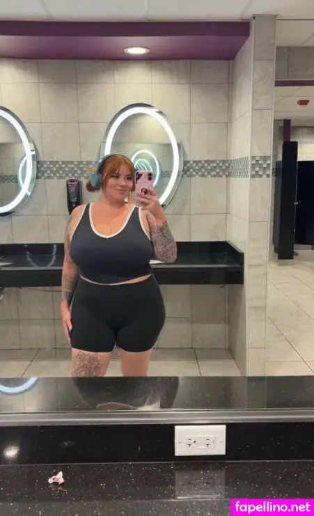 Thikkixnikkix OnlyFans Thumbnail #KzKd24H9Ad