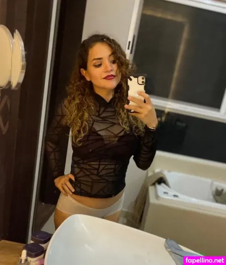 Thinking Nash OnlyFans Thumbnail #1jllNb6h4q